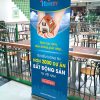 standee giá cuốn